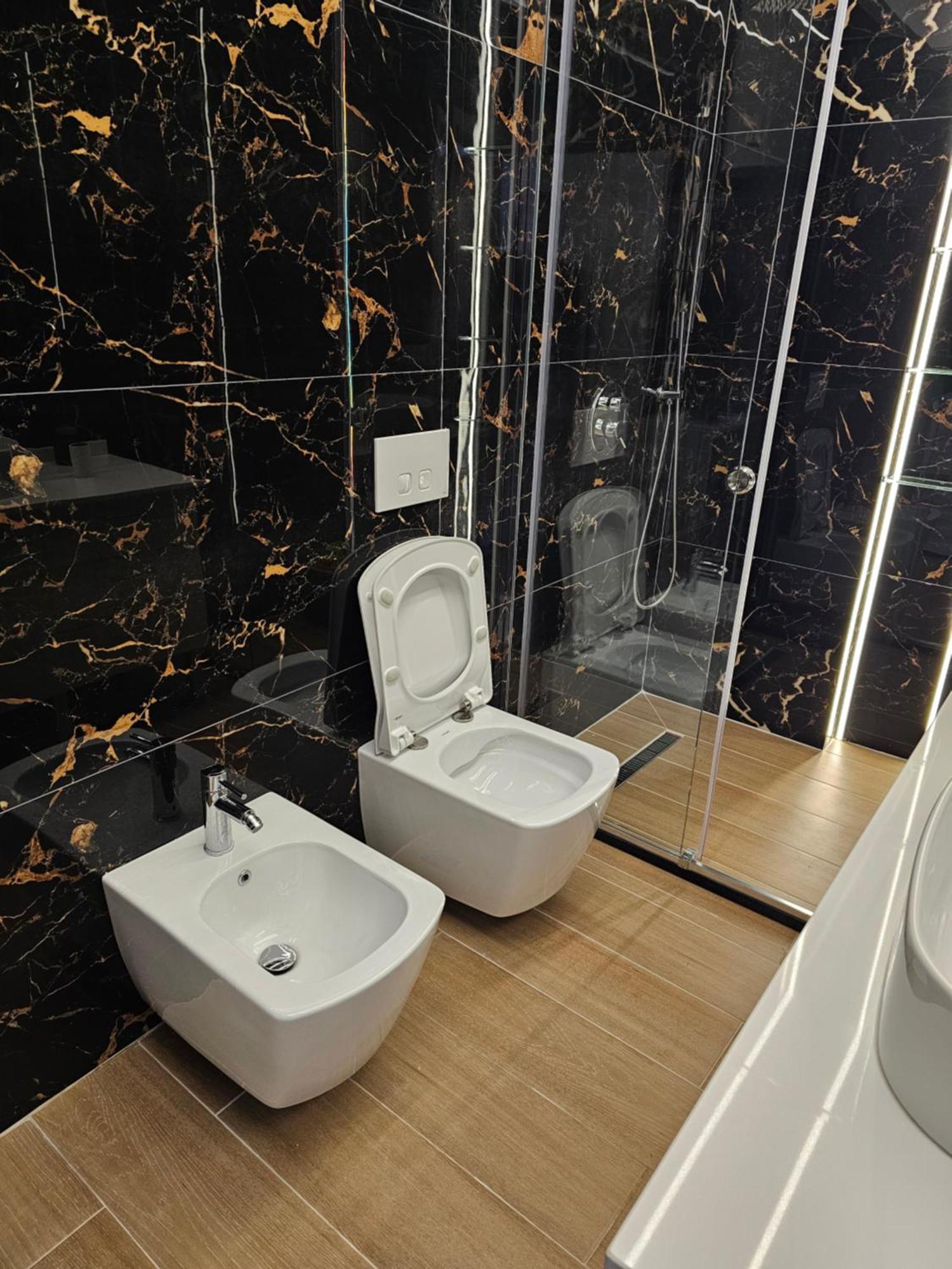 Geljus Apartment 2 Тирана Екстериор снимка